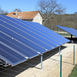 Le potentiel des tuiles photovoltaïques dans les régions à ensoleillement limité Saint-Pierre-des-Corps